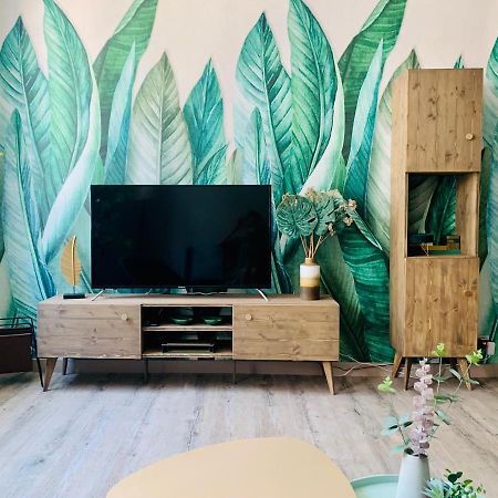 Appartement Beau T3 Moderne et Cosy - Hyper Centre - WIFI à La Rochelle  Extérieur photo