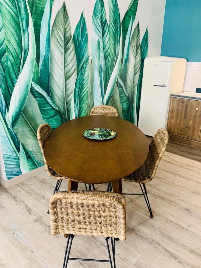 Appartement Beau T3 Moderne et Cosy - Hyper Centre - WIFI à La Rochelle  Extérieur photo