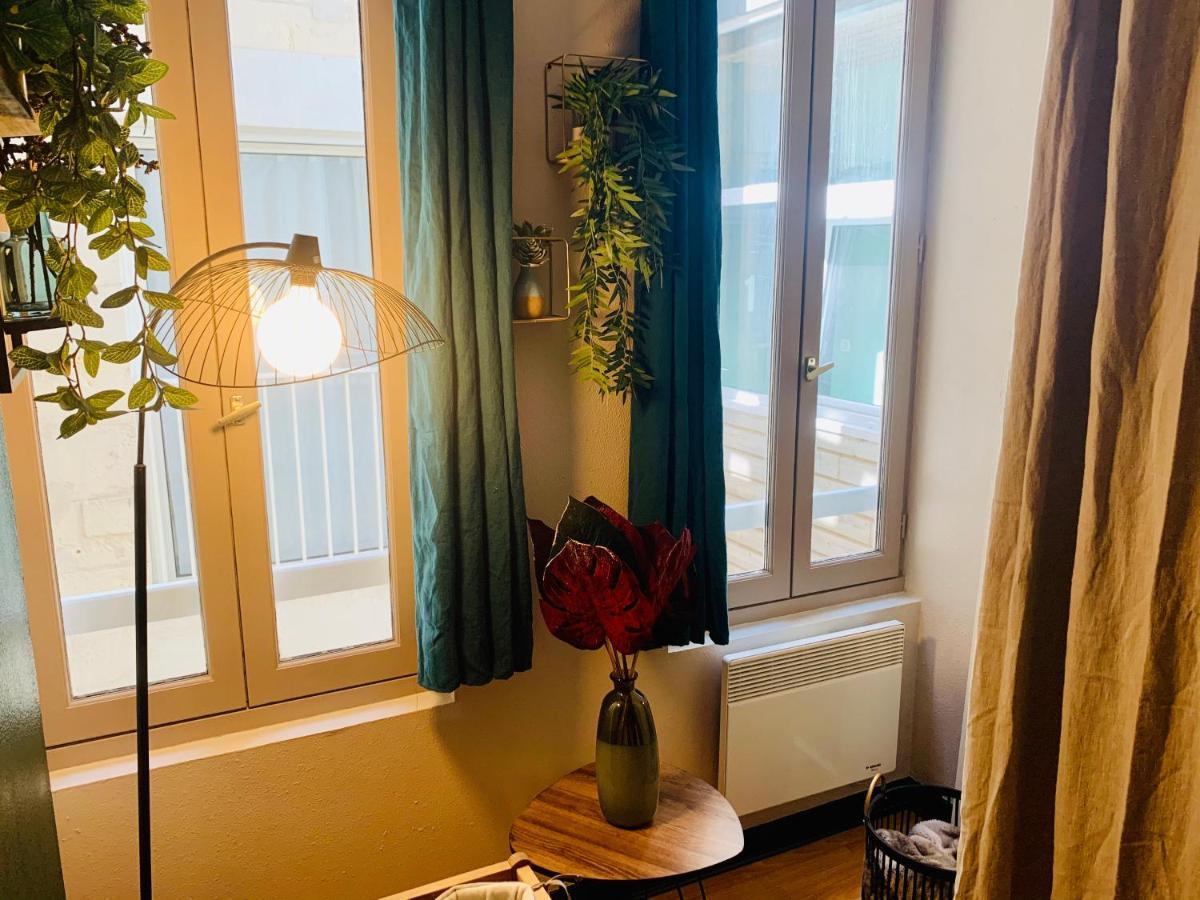 Appartement Beau T3 Moderne et Cosy - Hyper Centre - WIFI à La Rochelle  Extérieur photo