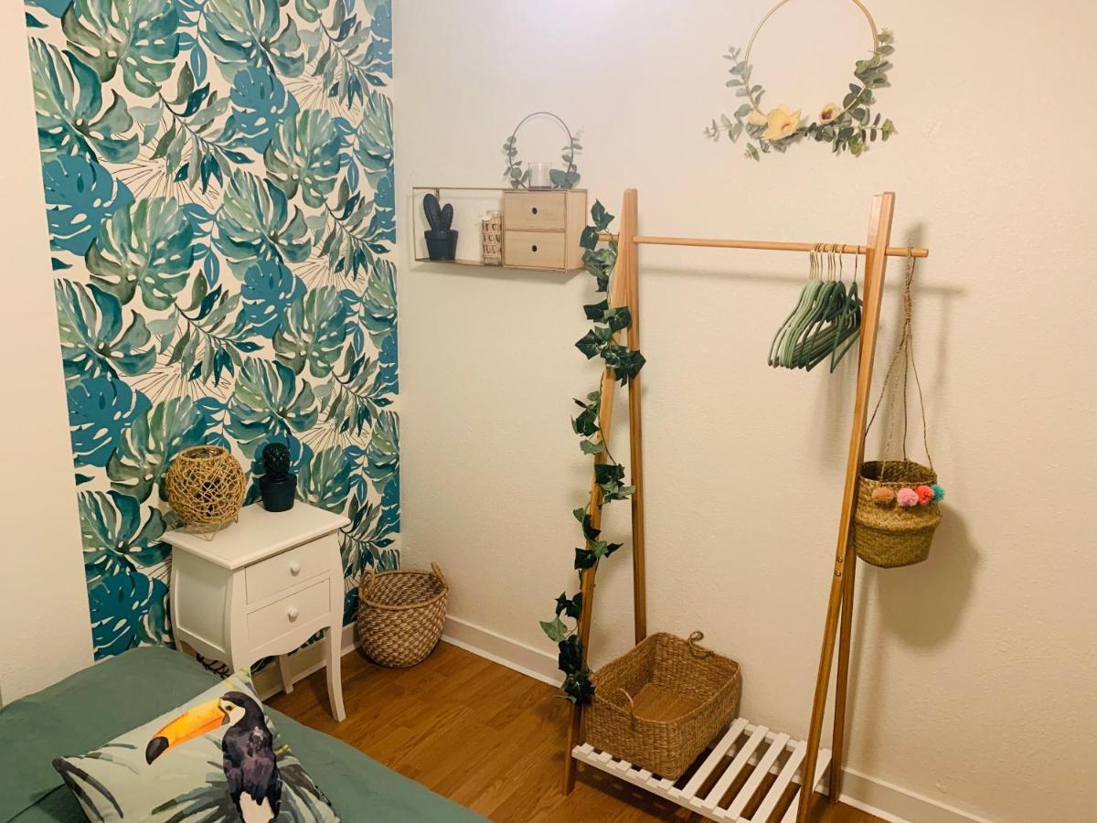 Appartement Beau T3 Moderne et Cosy - Hyper Centre - WIFI à La Rochelle  Extérieur photo