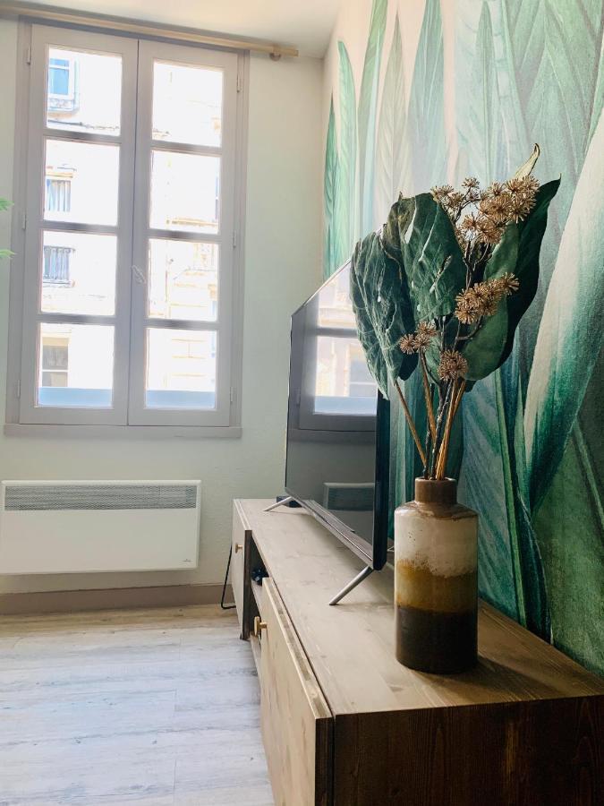 Appartement Beau T3 Moderne et Cosy - Hyper Centre - WIFI à La Rochelle  Extérieur photo