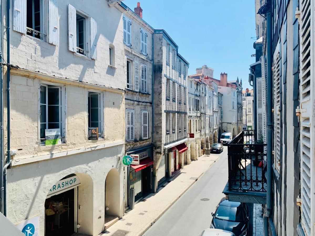 Appartement Beau T3 Moderne et Cosy - Hyper Centre - WIFI à La Rochelle  Extérieur photo